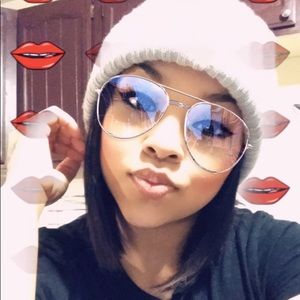 Meet your Posher, Erika